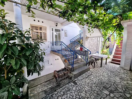Three-room apartment near the Old Town in Herceg Novi